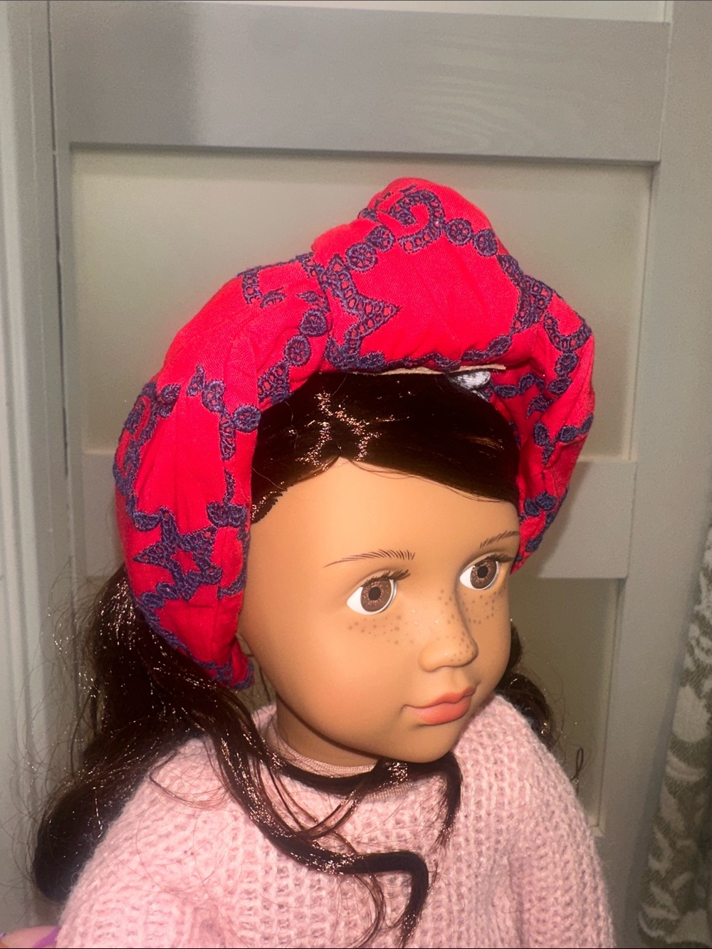 Girls Authentic Gucci Red Headband with Black Embroidered Chain Motif